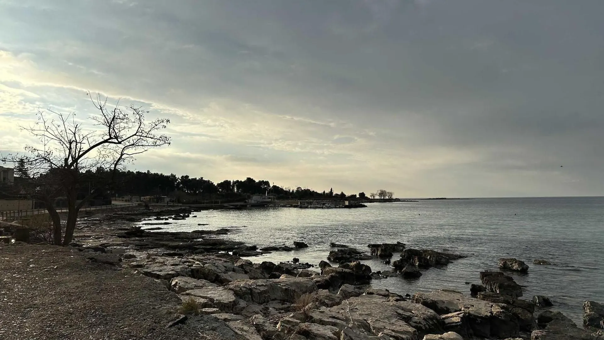 Classic And Modern Umag Apartment With Terrace And Bbq - Two Bedroom Apartment With Terrace