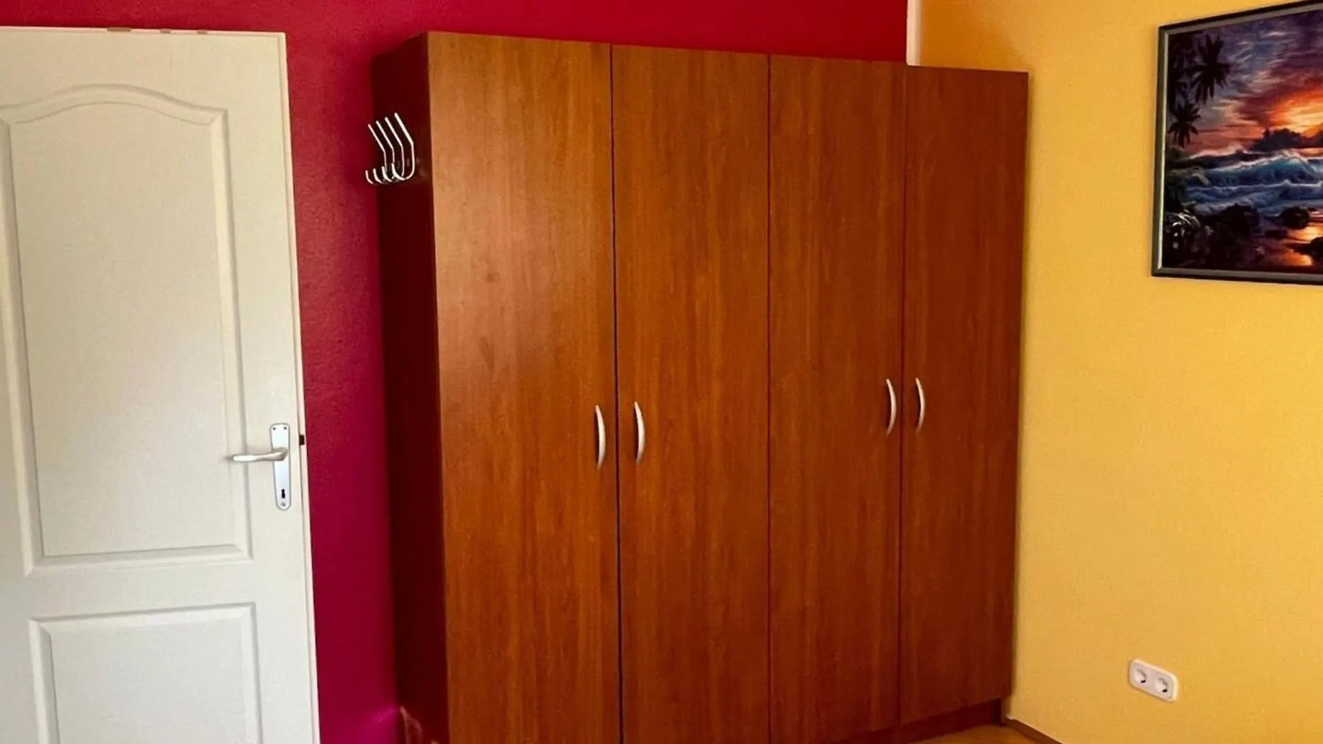 Classic And Modern Umag Apartment With Terrace And Bbq - Two Bedroom Apartment With Terrace 0*,  Kroatië