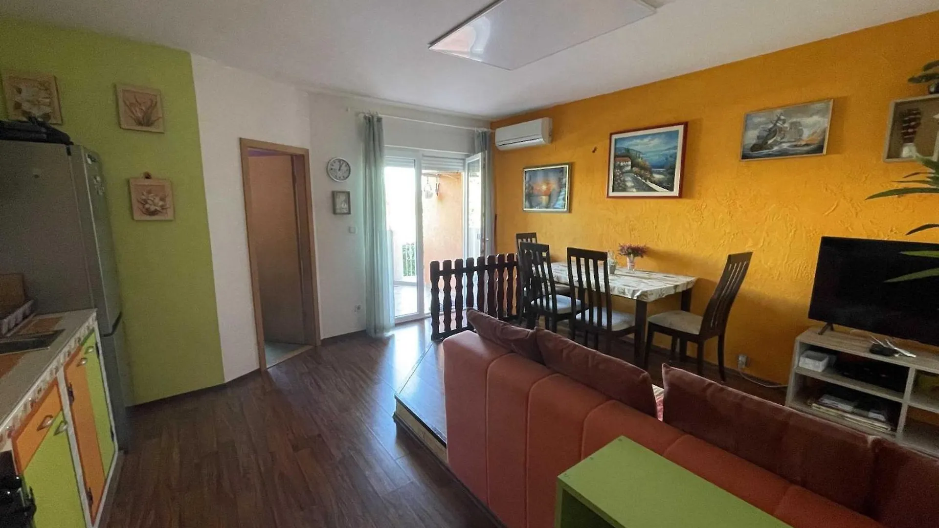 Classic And Modern Umag Apartment With Terrace And Bbq - Two Bedroom Apartment With Terrace